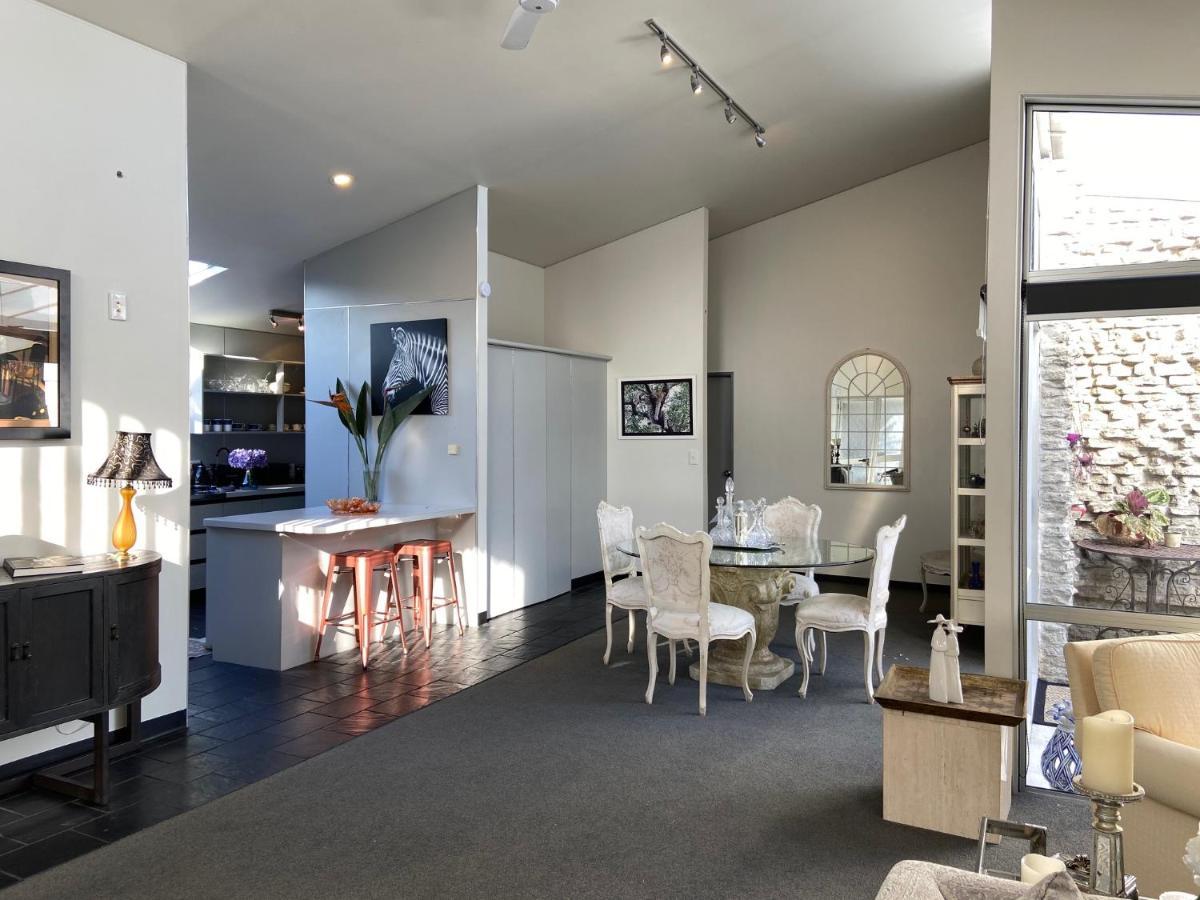 Maison Blue - Chic Inner City Townhouse Napier Dış mekan fotoğraf